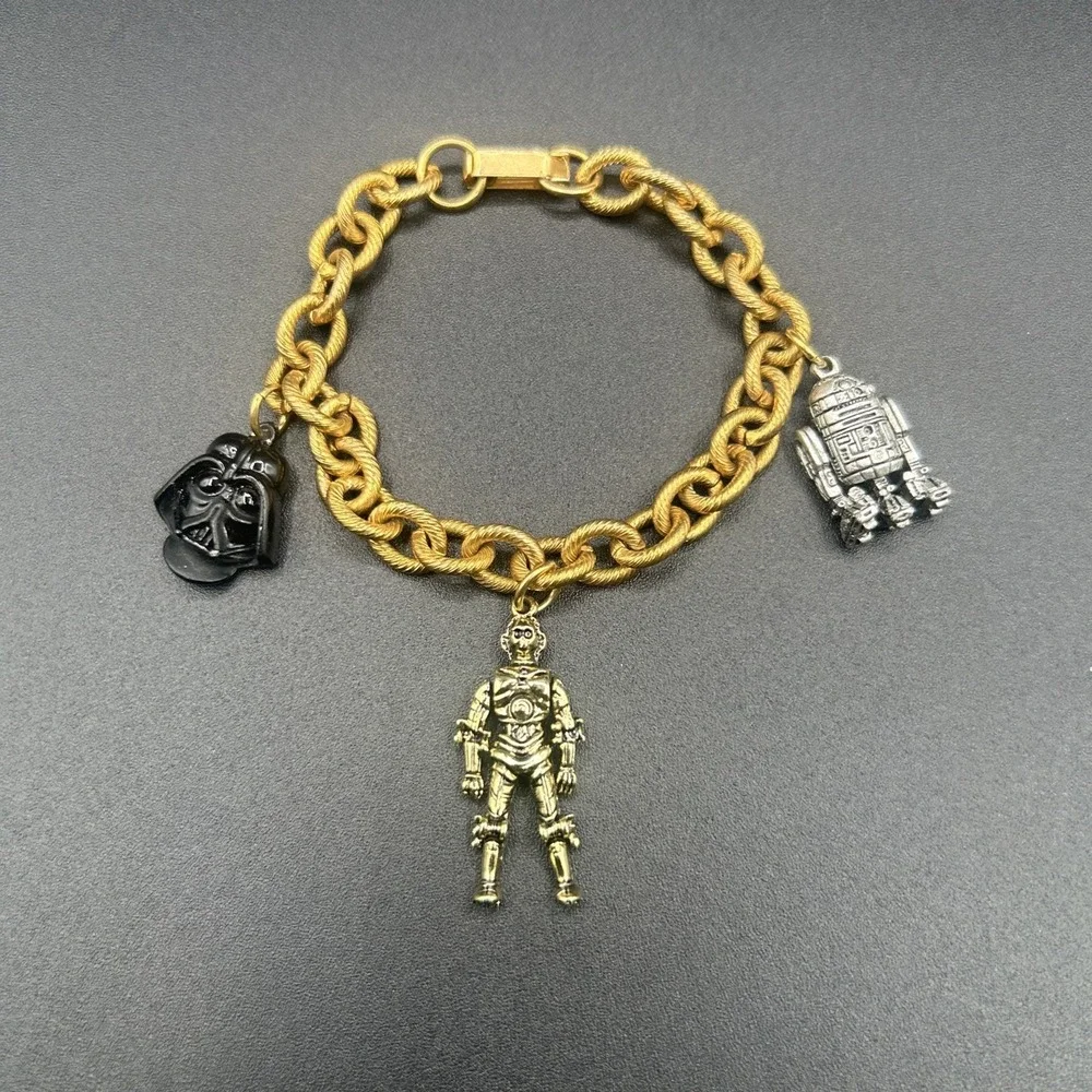 Vintage 1977 Star Wars Charm Bracelet with 3 Metal Charms R2-D2 Darth Vader C3PO